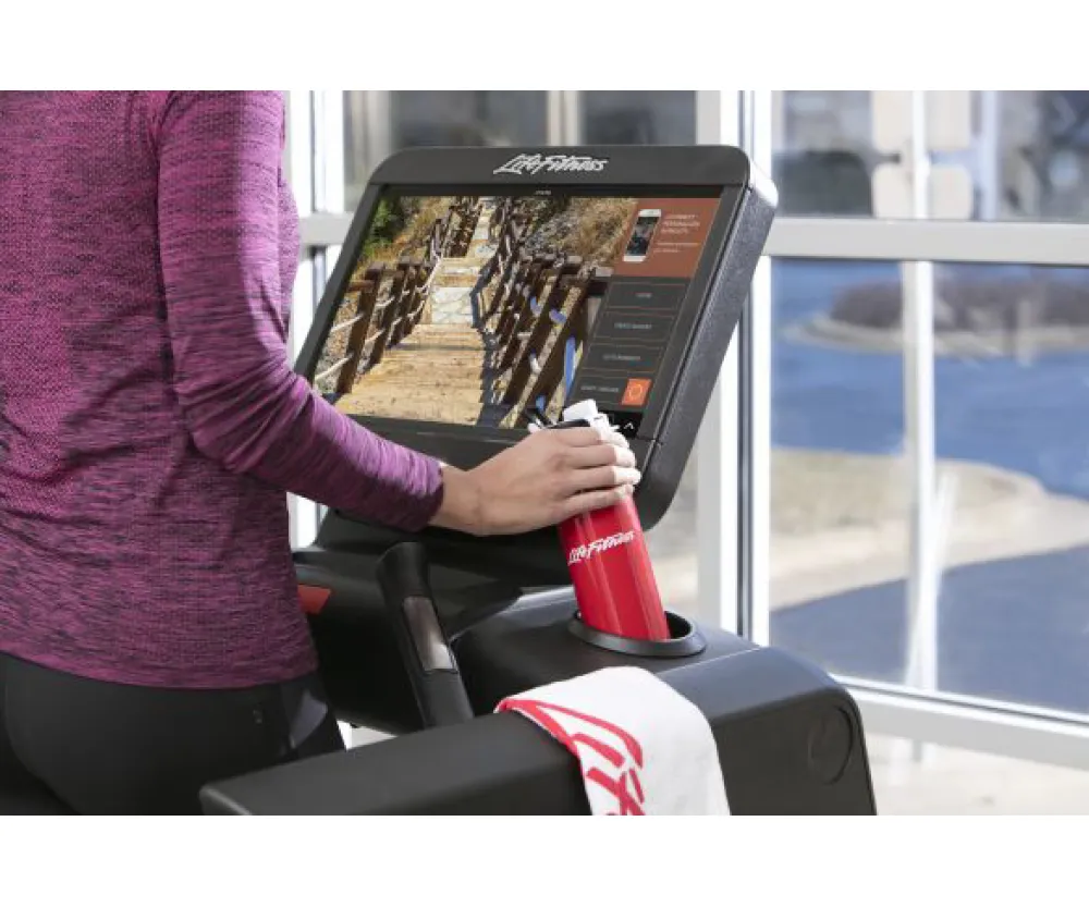 Беговая дорожка Life Fitness Integrity S SE3 HD Restored