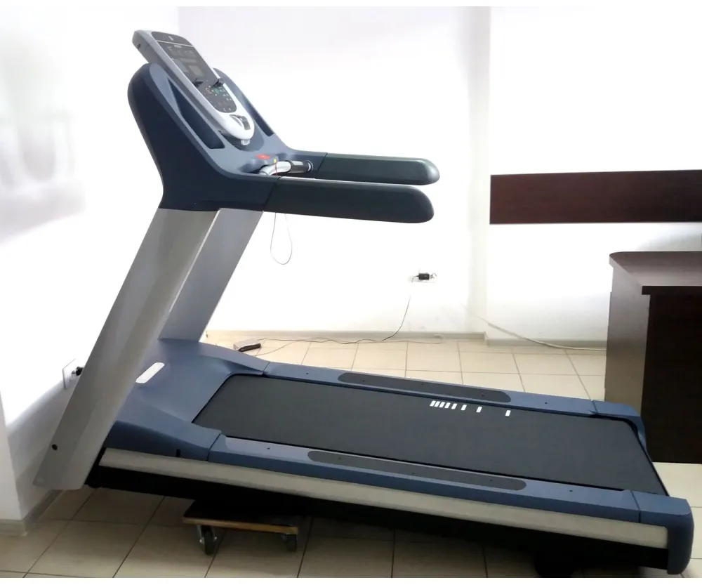 Беговая дорожка Precor TRM 833 Restored