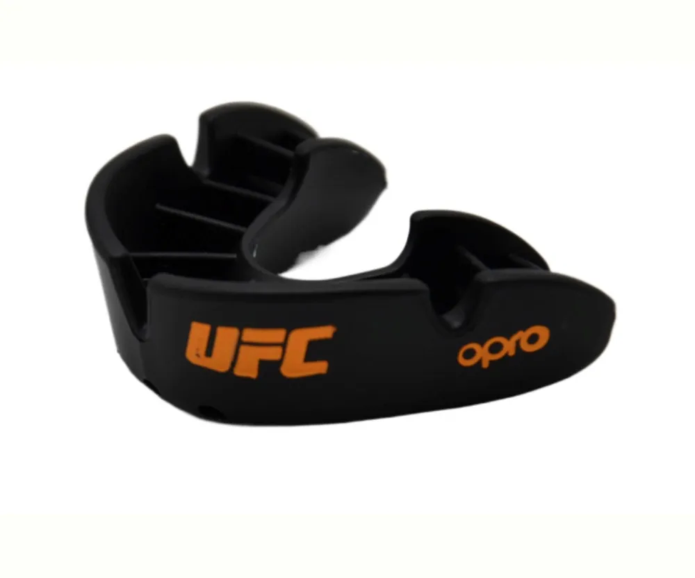 Капа OPRO Bronze UFC детская (возраст до 10 лет) Black (ufc.102513001)