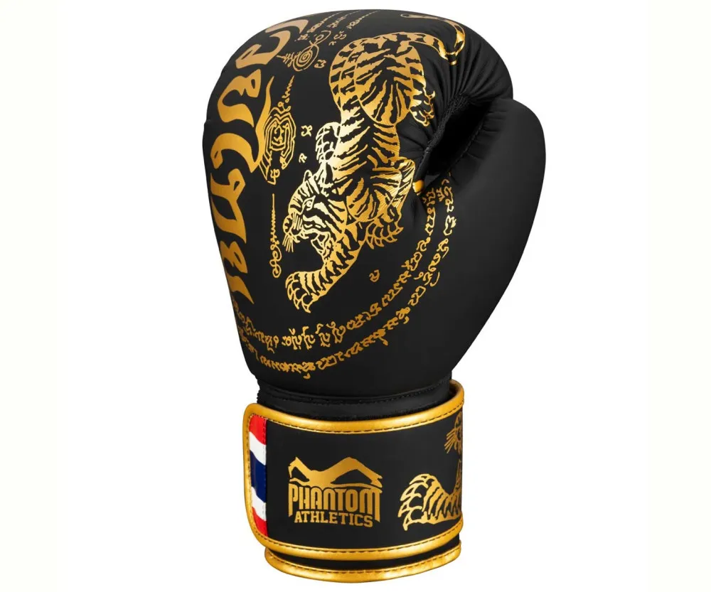 Боксерские перчатки Phantom Muay Thai Black Gold (Бинты 4м. в подарок)