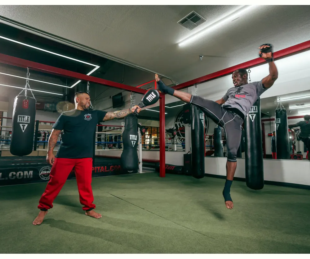 Ракетка для таеквондо (хлопушка) TITLE Boxing Duo Target Training Paddle Black/Red